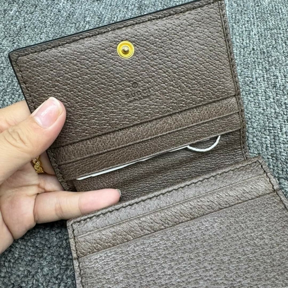 100% Authentic Gucci Leather Wallet - Picture 10 of 12
